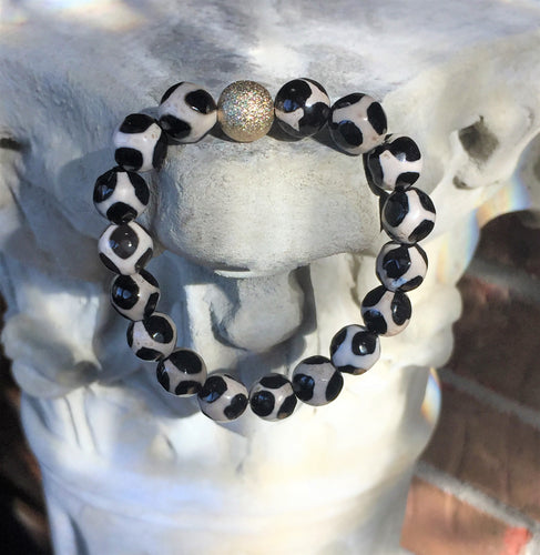 Tibetan Agate Black & White Single